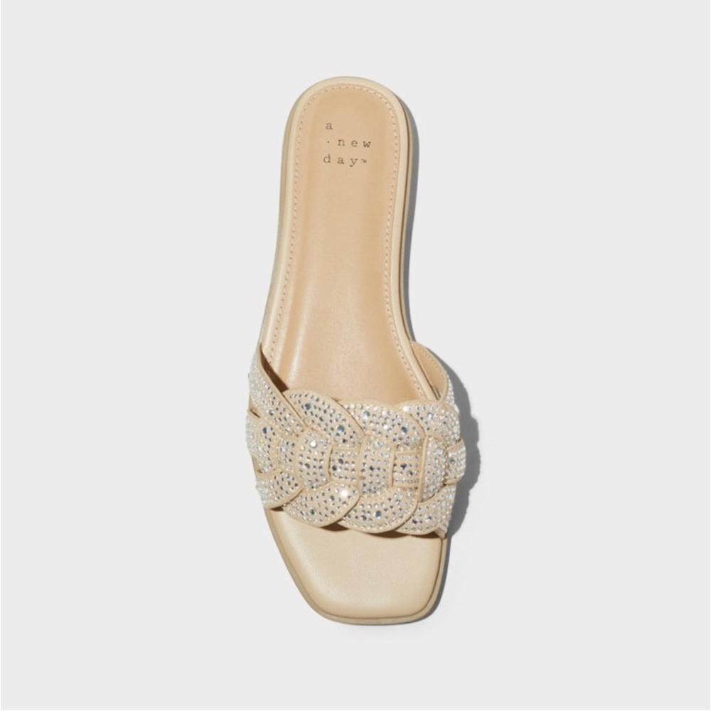 NWT. Women's Maggie Rhinestone Slide
Sandals - A New Day™ Silver Size 11. - Picture 3 of 6